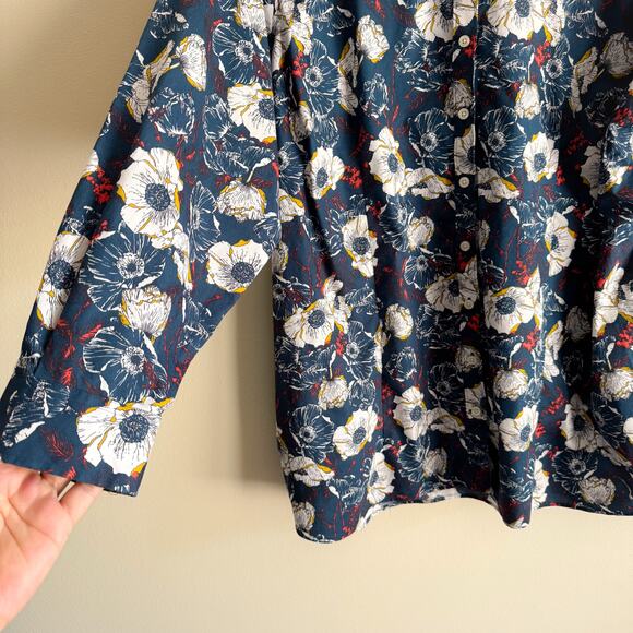Duluth Trading Co Blue + White Floral Print Button Front Cotton Blouse - 2X - Picture 2 of 7